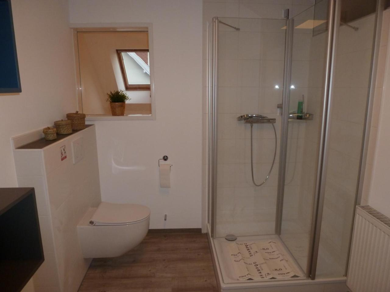 Wind & Wasser Emden Exterior foto